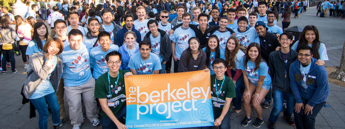 group shot of participants of Berkeley Project Day 2014; 1400+ Berkeley students provided improvement services to the community